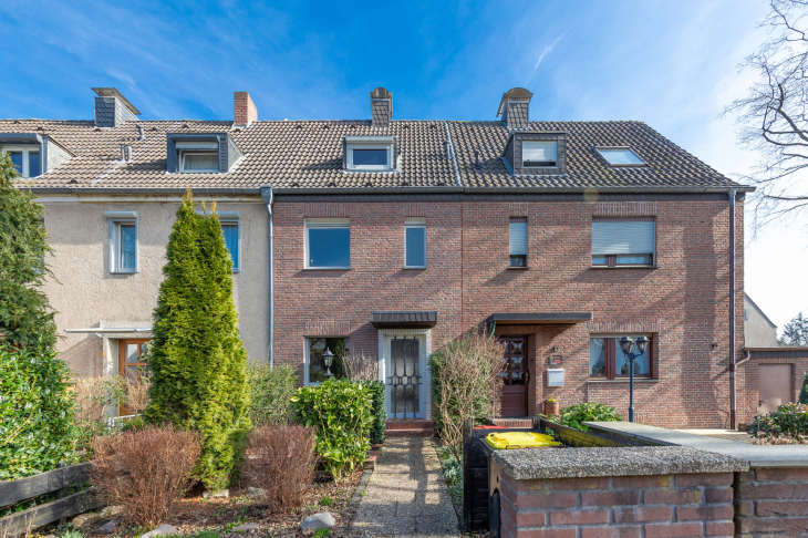Reihenmittel in Krefeld / Bockum
