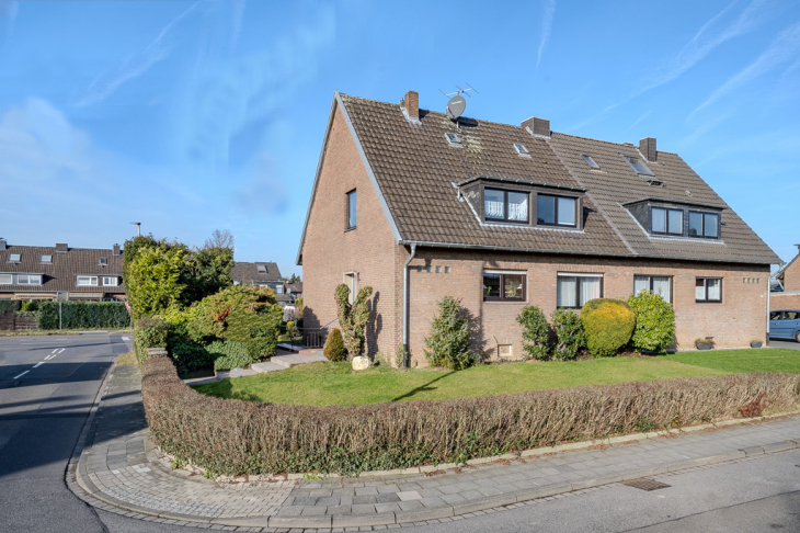 Kempen-Kamperlings: Gepflegt DHH in begehrte Wohnlage unweit der Altstadt! Doppelhaushälfte in Kempen