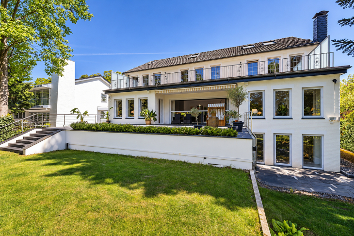 Villa in Krefeld / Bockum