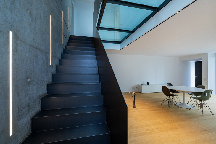 AHNFELD37_Townhouse Rohstahltreppe