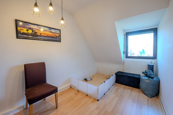 Arbeits- Kinderzimmer OG