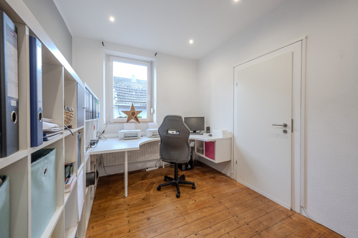 Arbeitszimmer (oder Kinderzimmer)