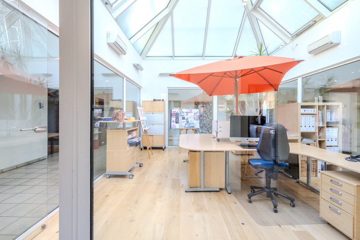 Atrium Büro