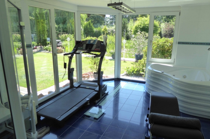 Ausblick vom Wellnessraum