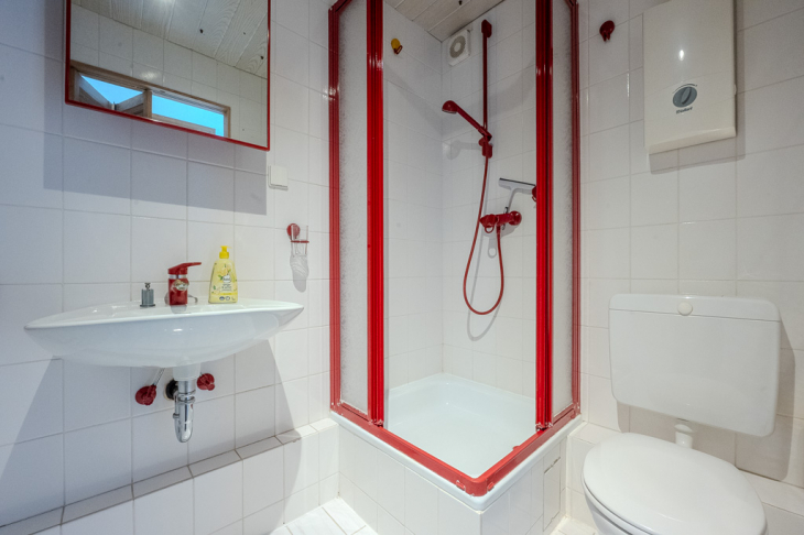 Bad 1. Etage links