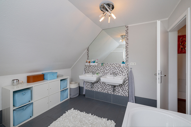 Badezimmer im 1. Obergeschoss