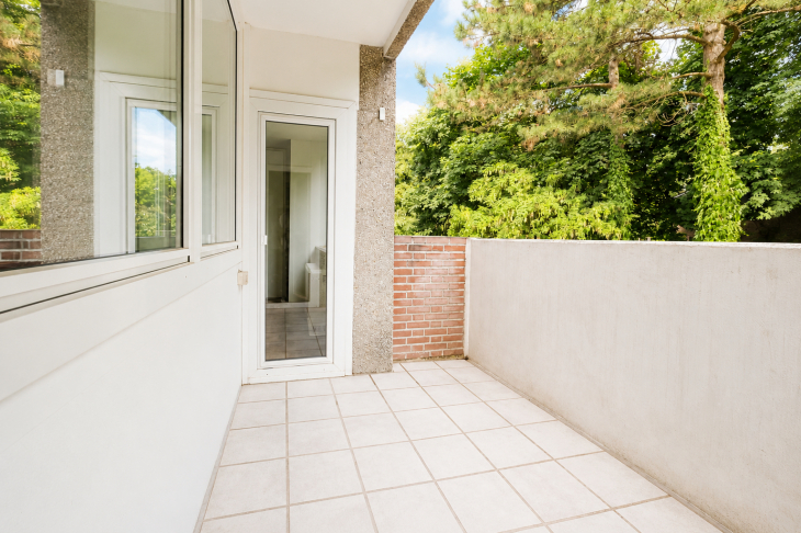 Balkon mit Blick ins Grüne