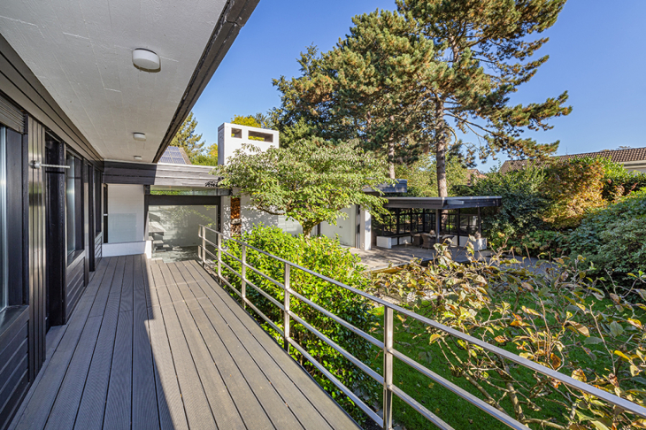 Balkon und Ausblick
