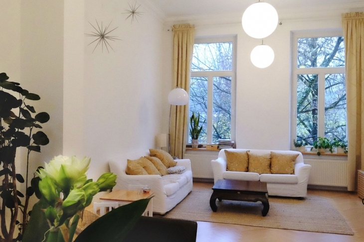 Blick ins Wohnzimmer