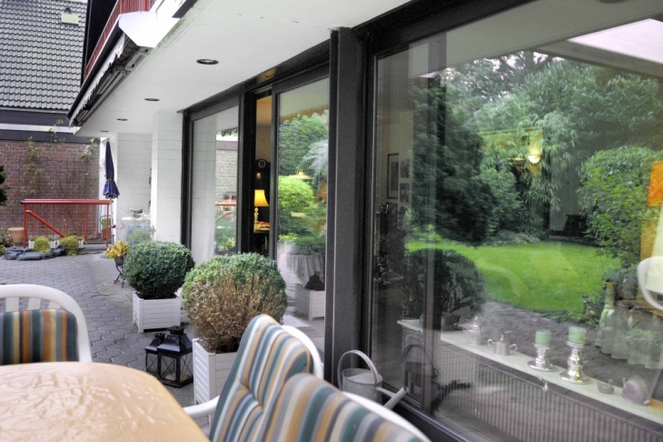 bodentiefe Fensterfront