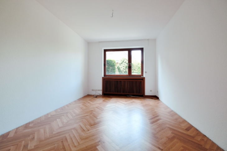 Büro / Schlafen im Erdgeschoss