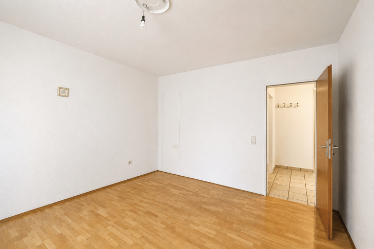 Büro EG