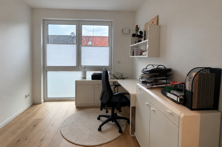 Büro oder Kinderzimmer