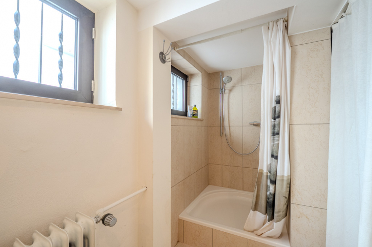 Dusche im Saunabereich