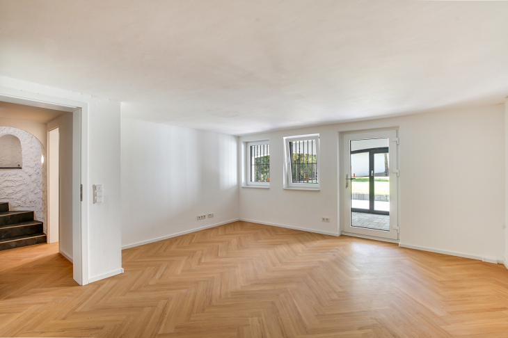 Eigener Ein- und Ausgang