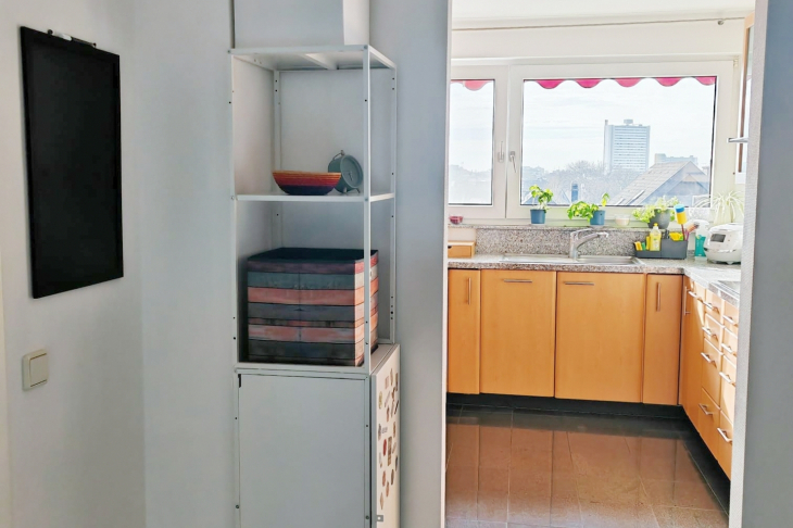 Eingangsbereich mit Blick zur Küche