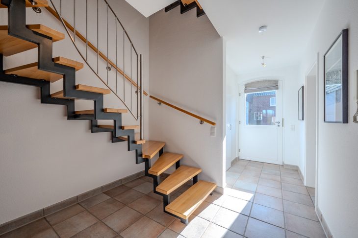 Eingangsbereich und Treppe 