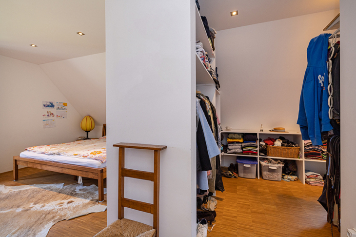 Elternschlafzimmer mit Ankleide