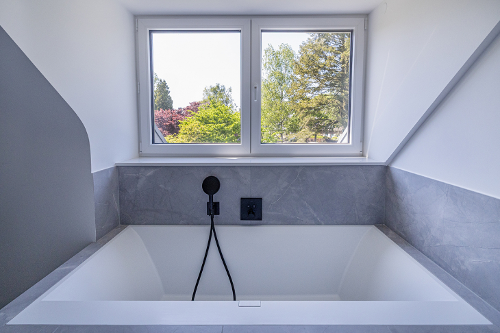 En Suite Bad_Masterbedroom