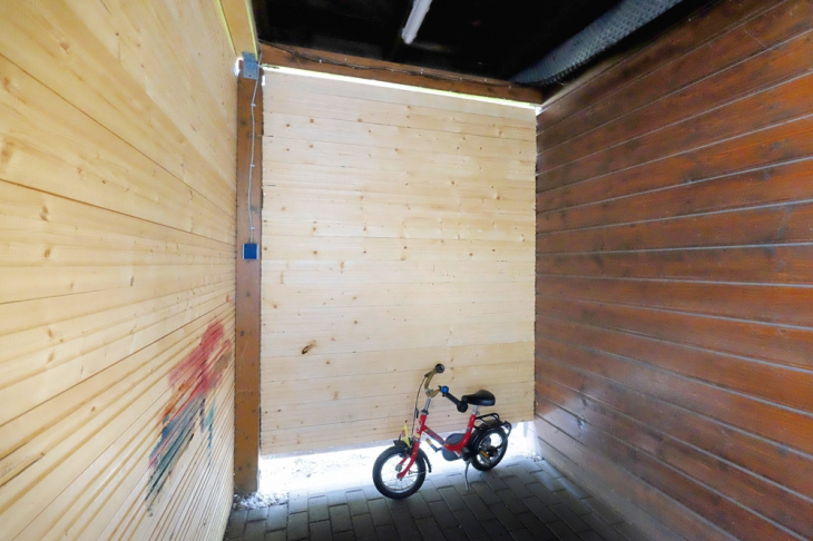 Fahrradschuppen