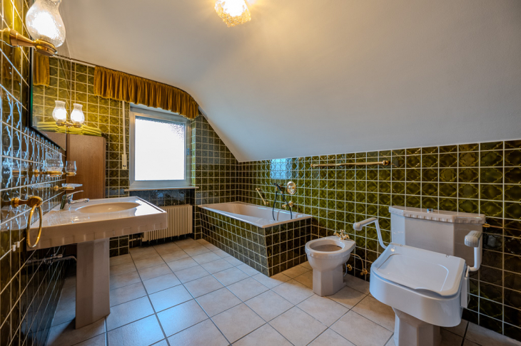 Fensterbad im Obergeschoss