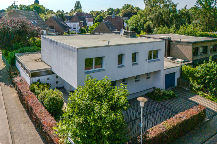 Freistehendes Einfamilienhaus