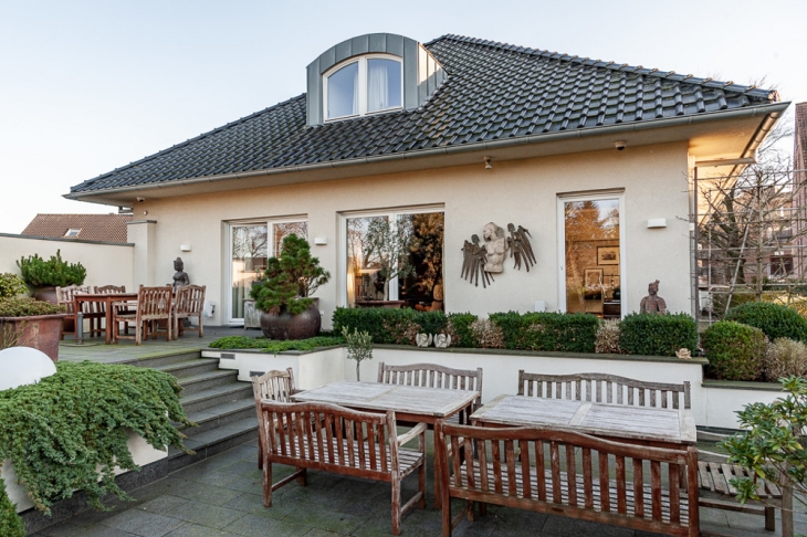Gartenansicht mit Terrassen