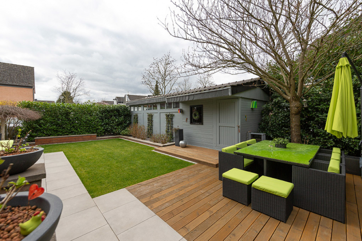 Gartenhaus harmonisch integriert