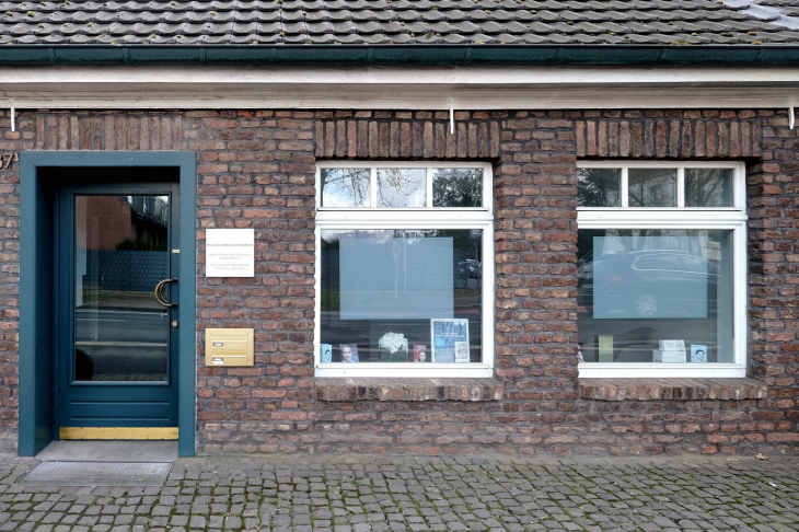 Gebäudeansicht frontal