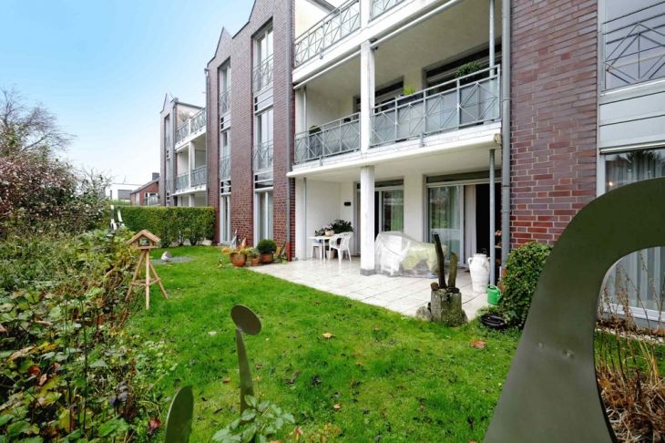 Gebäudeansicht Gartenseite