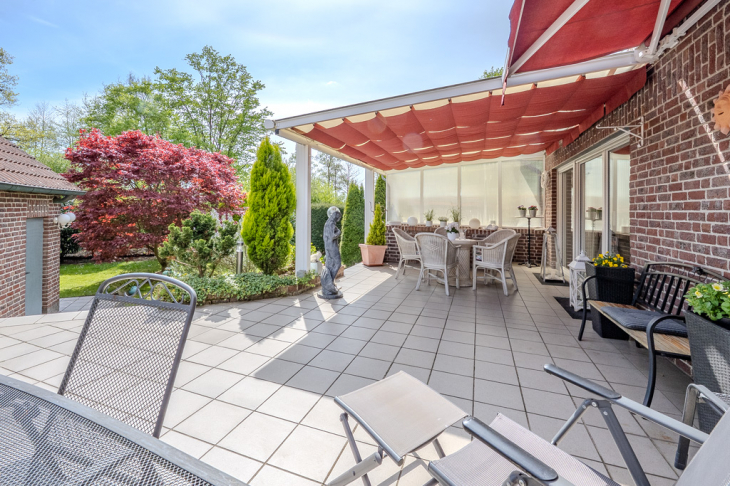 gesamte Terrasse