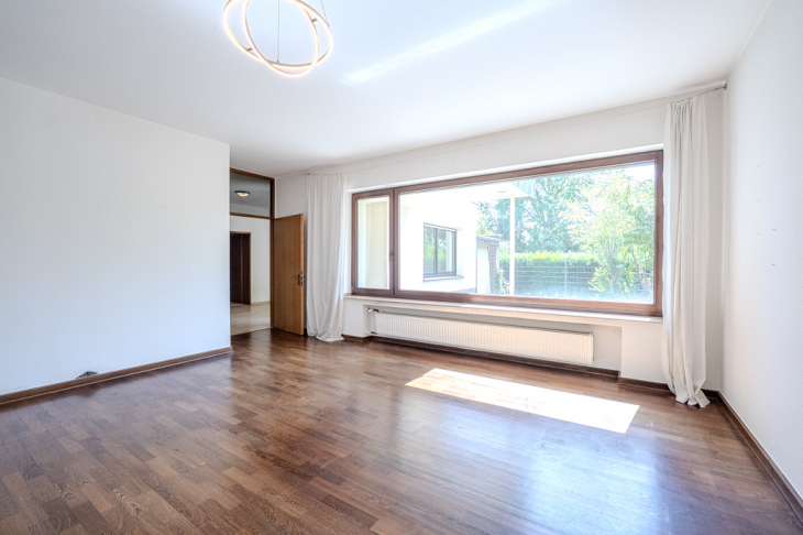 großes Wohnzimmer
