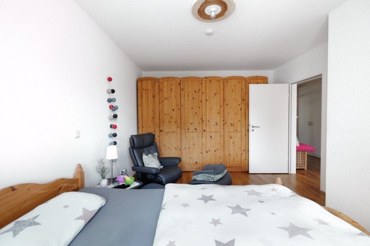 grosszügiges Schlafzimmer