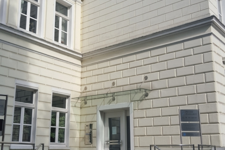 Hauptzugang