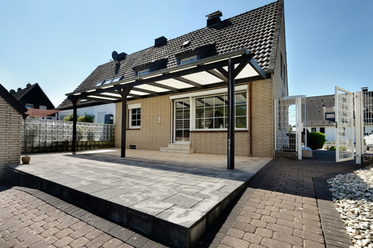 Hausansicht Gartenseite