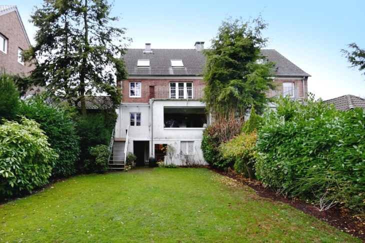 Hausansicht Gartenseite