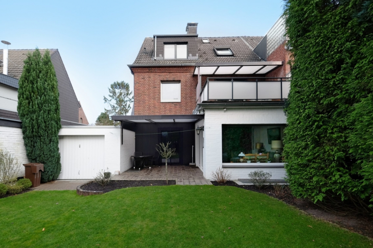Hausansicht Gartenseite