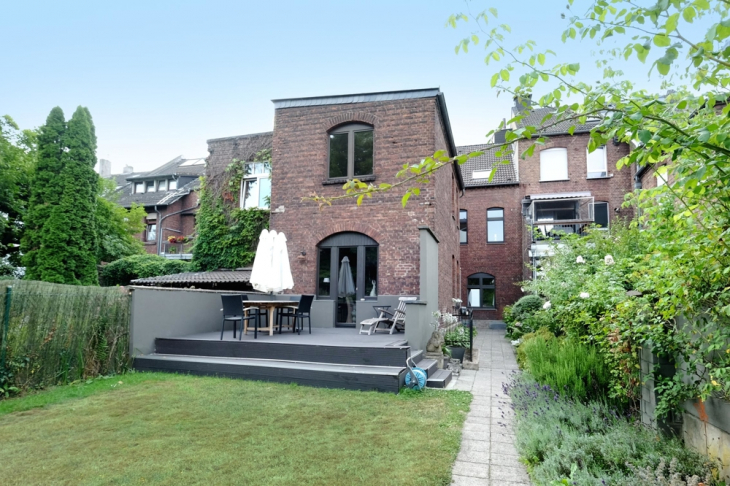 Hausansicht Gartenseite