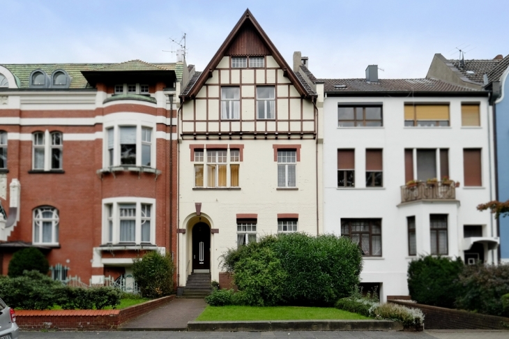 Hausansicht Straße