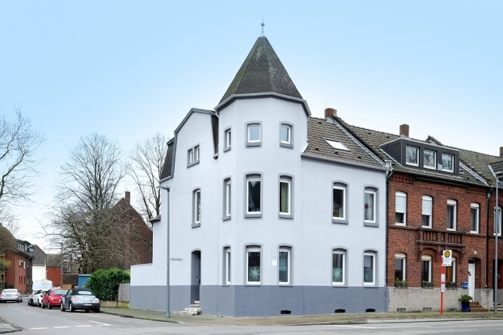 Hausansicht Straßenseite