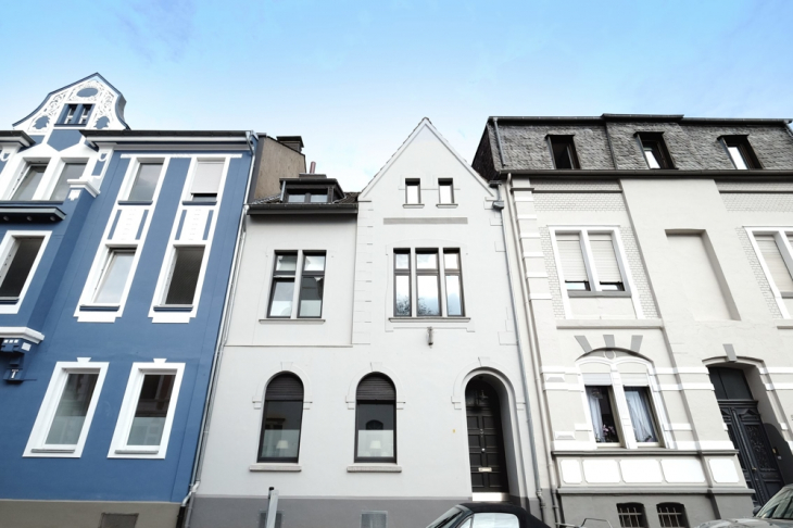 Hausansicht Straßenseite