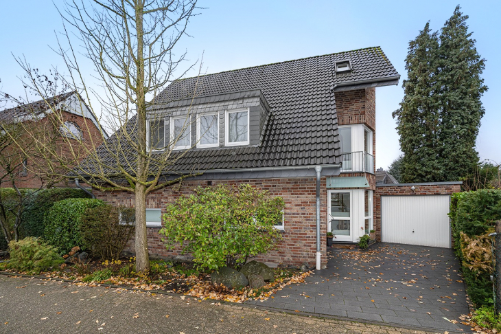 Hausansicht Straßenseite