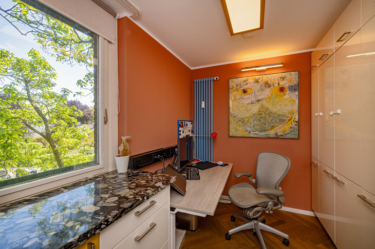 Homeoffice und Vorratsraum
