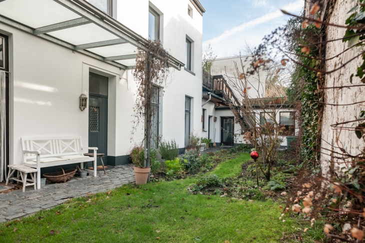 Innenhof und Garten