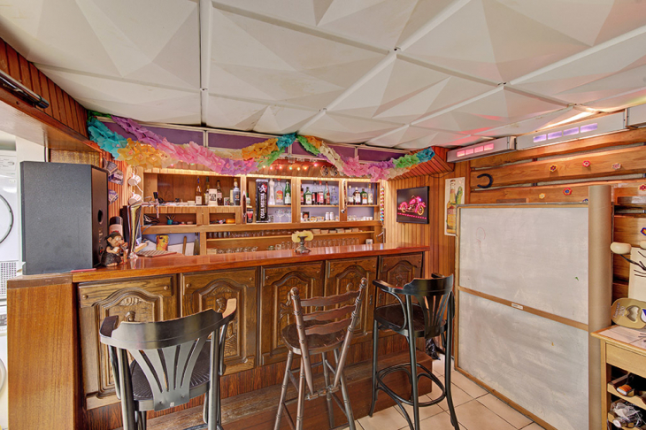 Kellerbar