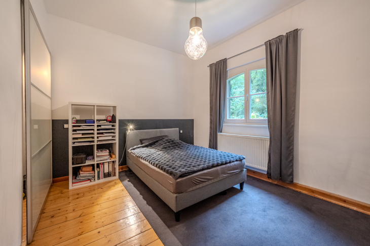 Kinderzimmer mit Einbauschrank