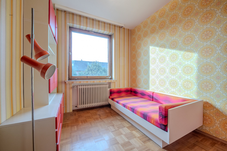 Kinderzimmer oder Büro 1. OG