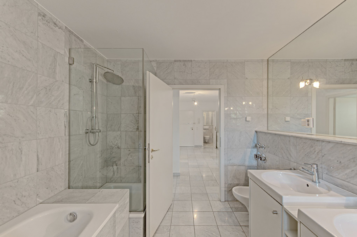 Luxusbadezimmer