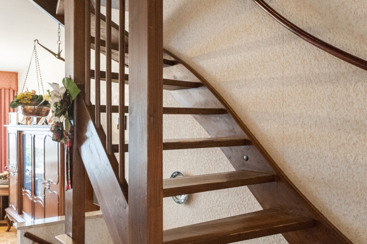 massive Treppe