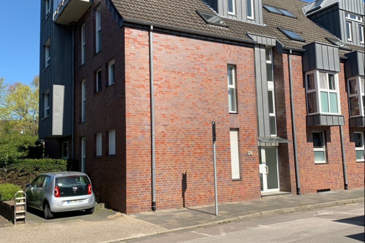 Mehrfamilienhaus 